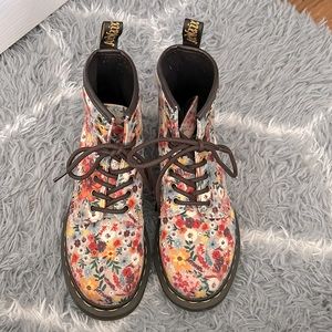 Floral doc martens